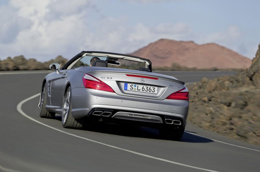  Mercedes-Benz SL63 AMG 2012 года  (фото 8 из 69)